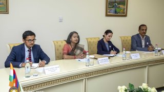 ՀՀ քննչական կոմիտեի նախագահը և Հայաստանում Հնդկաստանի դեսպանը քննարկել են իրավական ոլորտում համագործակցության խնդիրները (լուսանկարներ)